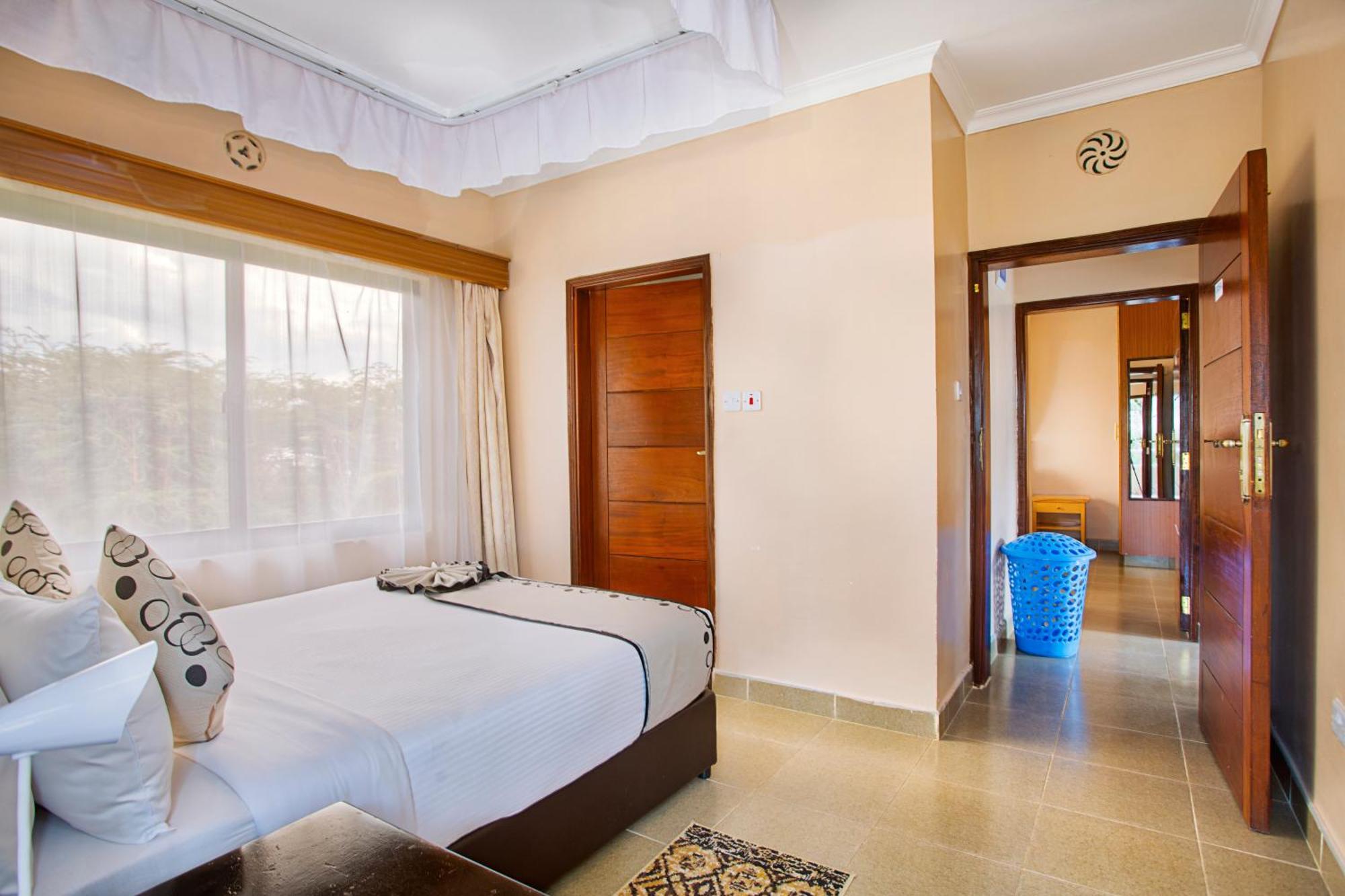 Chambai Hotel Naivasha Esterno foto
