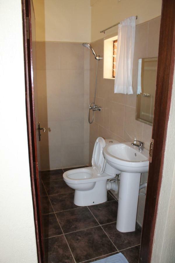 Chambai Hotel Naivasha Esterno foto
